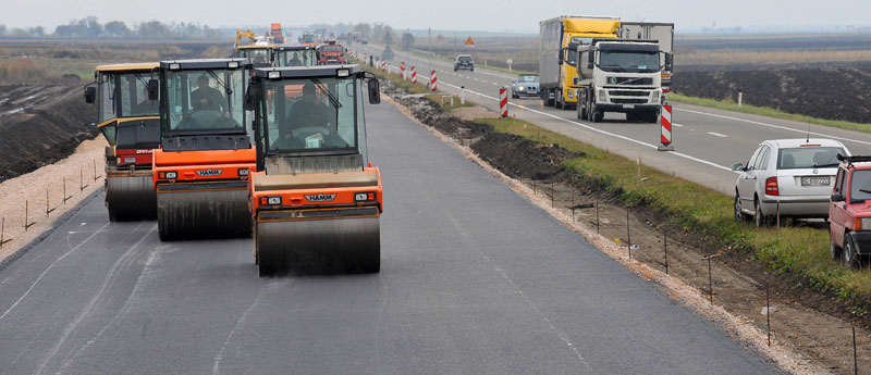 ПРЕВАРА НА ПУТЕВИМА! У Србији пепелом и пластиком асфалтирају путеве