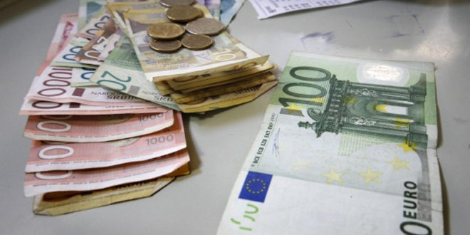 Евро у Србији пао на ниске гране: Јачи динар, тањи новчаник