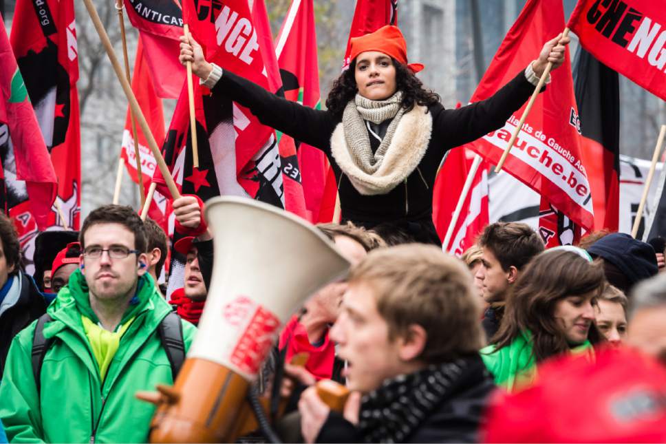 Велики протест радника јавног сектора у Риму (видео)