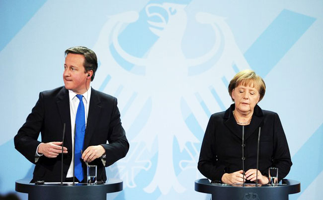 Ангела Меркел упозорила Камерона да се Британија приближава тачки без повратка са ЕУ