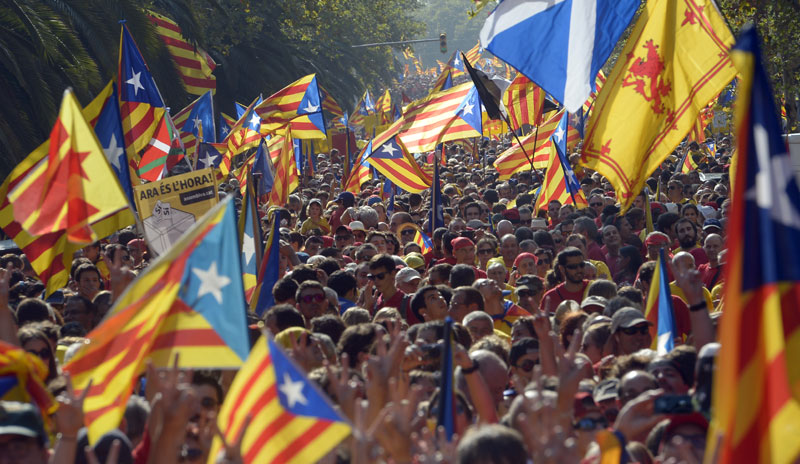 Мадрид упозорава да каталонски сепаратизам води у насиље