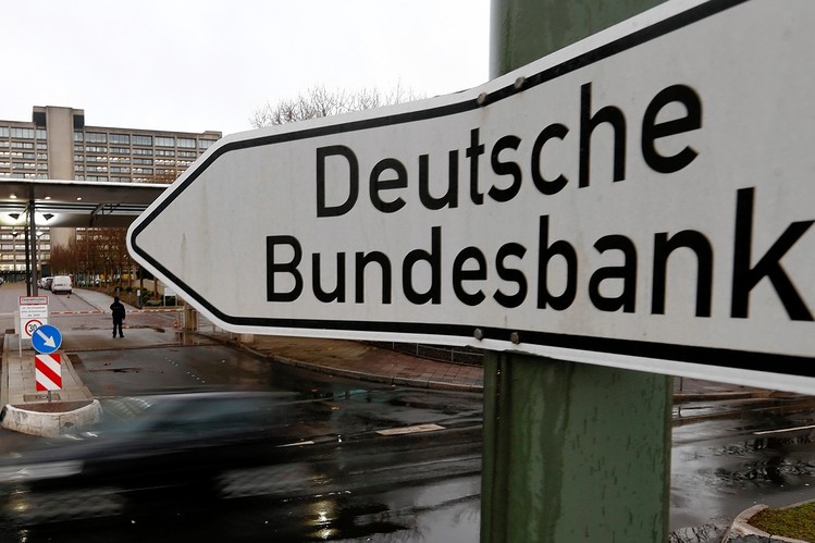 THE FINANCIAL TIMES: Нестају наде да ће Немачка извући еврозону из кризе