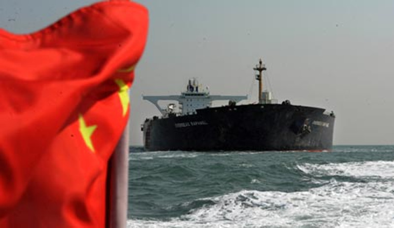 Кина бесомучно купује јефтину нафту