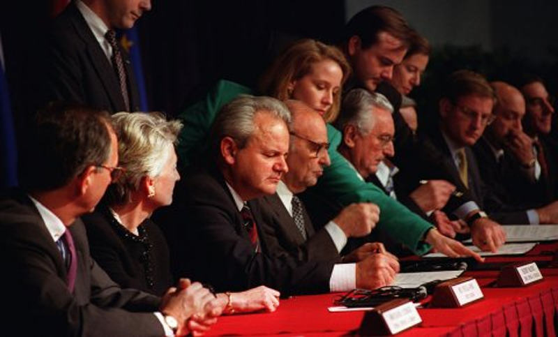 Дејтонски споразум потписан пре тачно 19 година