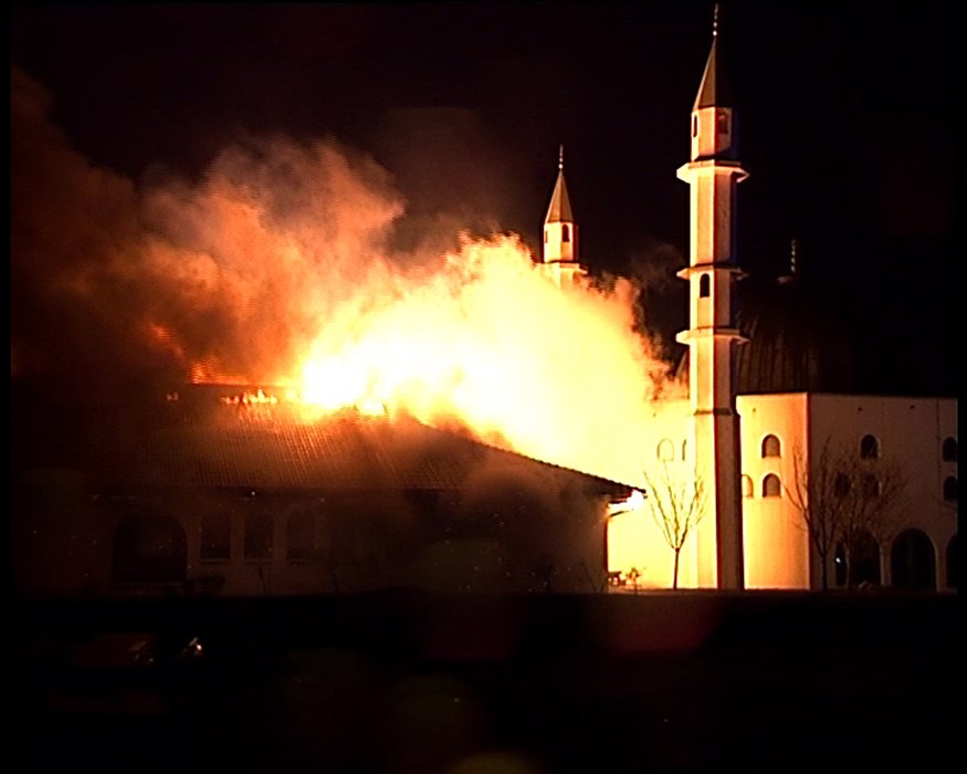 Запаљена џамија у Шведској