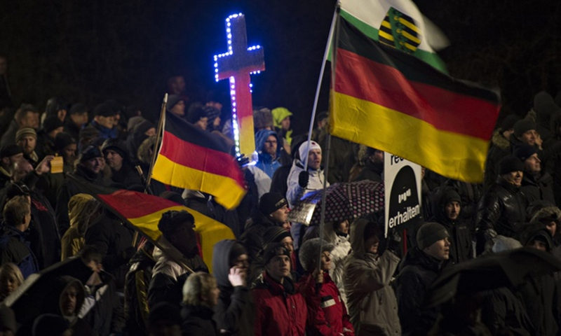 Због забране анти-муслиманска Пегида се шири по Немачкој!
