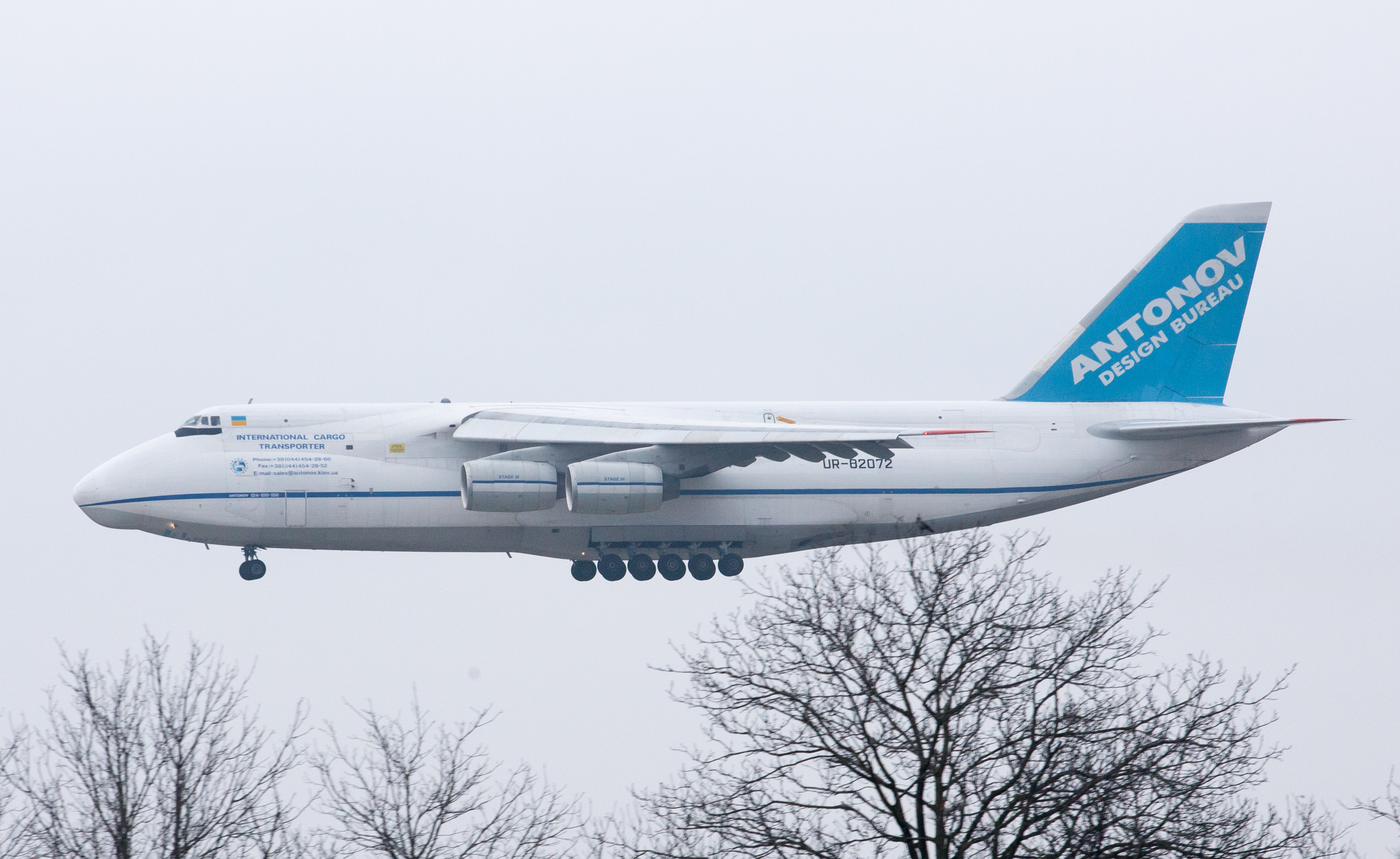 Шта у Београду тражи највећи транспортни авион на свету који је у украјинском власништву?