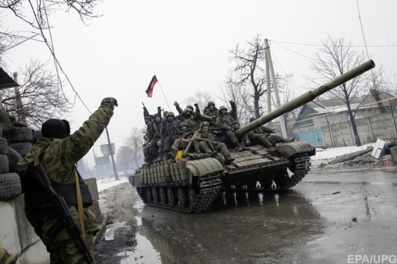 Украјинска војска надала у бежанију по читавој линији фронта, војска ДНР почела операције за ослобођење Мариупоља!