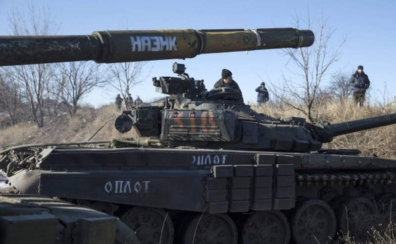 Борбе устаника и украјинске војске близу Мариупоља (видео)