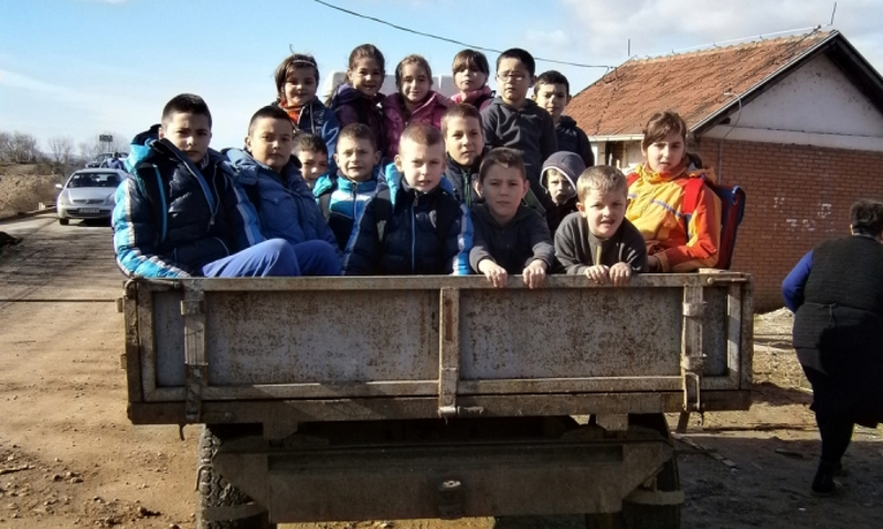 Србија: Свако шесто дете на евиденцији Центара за социјални рад