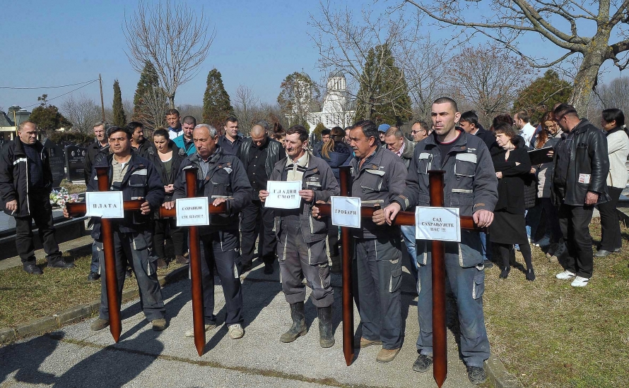 Запослени у ЈKП “Водовод и канализација” у Kрагујевцу почели штрајк