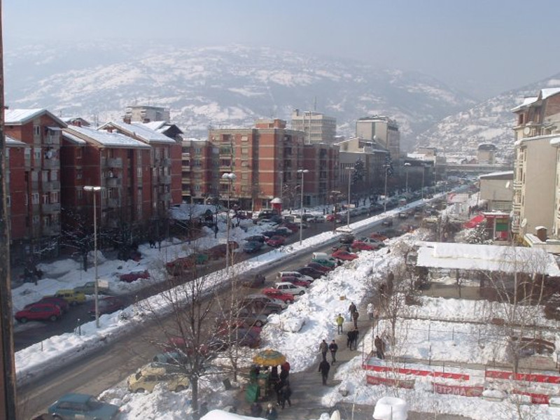 Шиптари са Косова и Метохије почели масовно да купују станове и куће по Македонији
