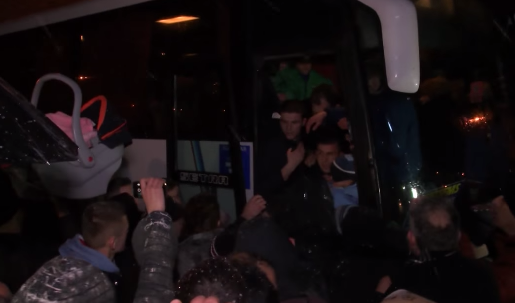 Шиптарска полиција ноћас вратила 500 шиптара са административне линије са Србијом (видео)