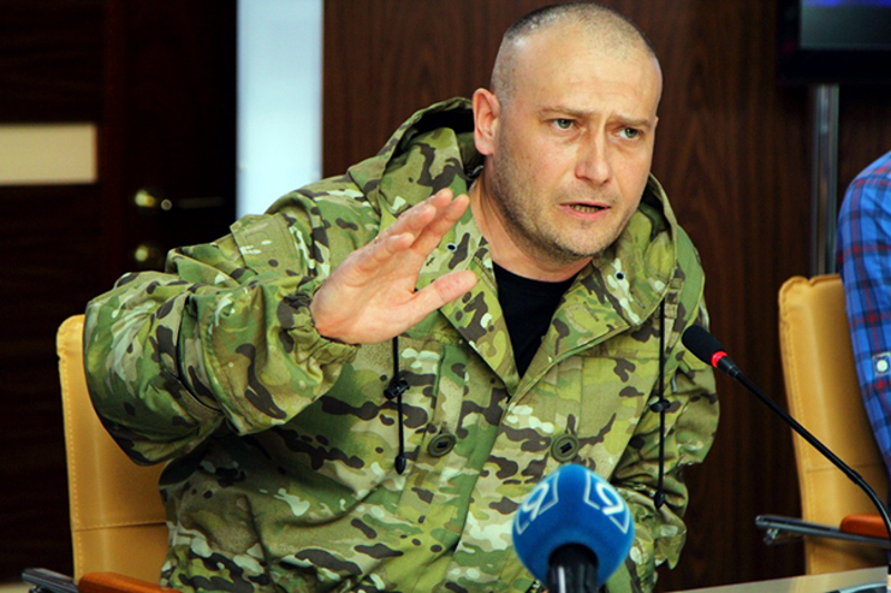 Јарош и Десни сектор објавили да не признају Минск-2 и да настављају рат
