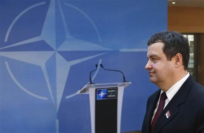 Испоручивање Србије НАТО-у и издаја Русије – програм ИПАП