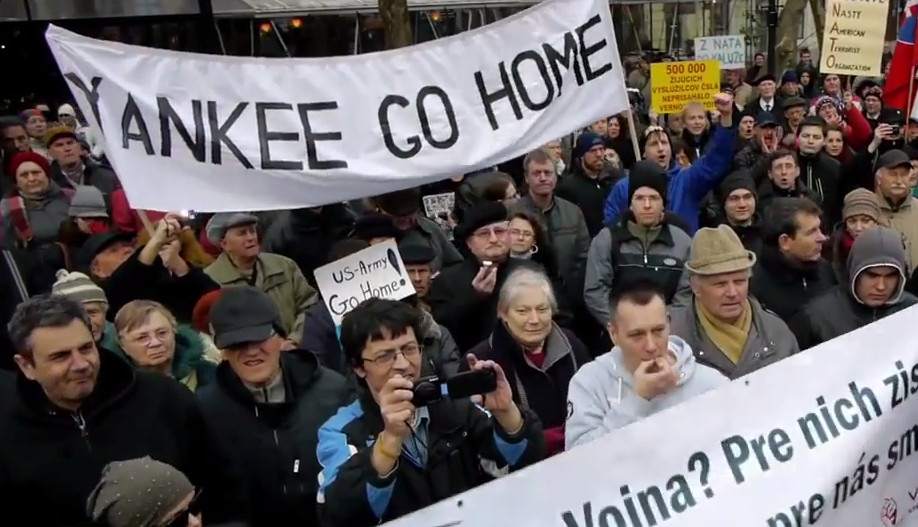 Протести у Словачкој - Нећемо НАТО базе! (видео)