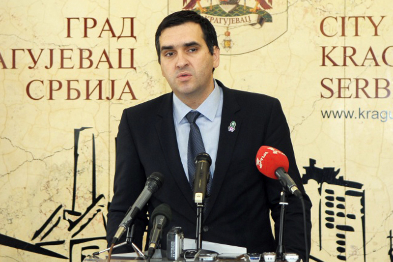 Томиног сина из Крагујевца пребацују у владу на место државног секретара за пољопривреду