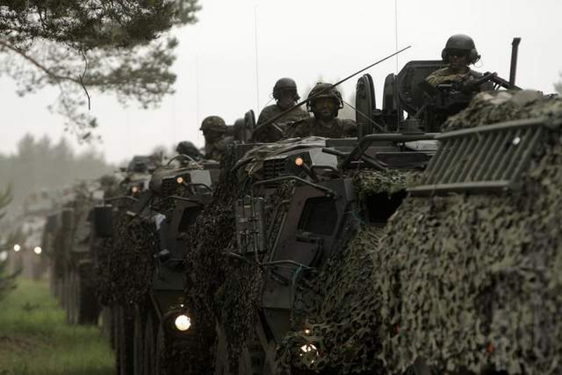 Свечани дочек првог конвоја НАТО-а у Србији