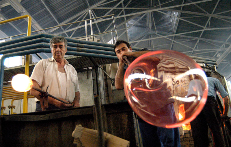 Српска фабрика стакла у Параћину данас отишла у стечај