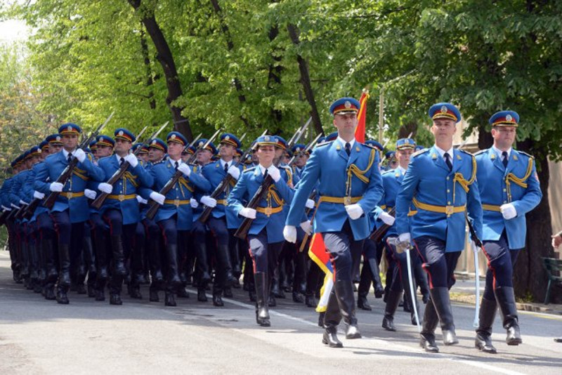 Гардисти спремни за параду победе у Москви
