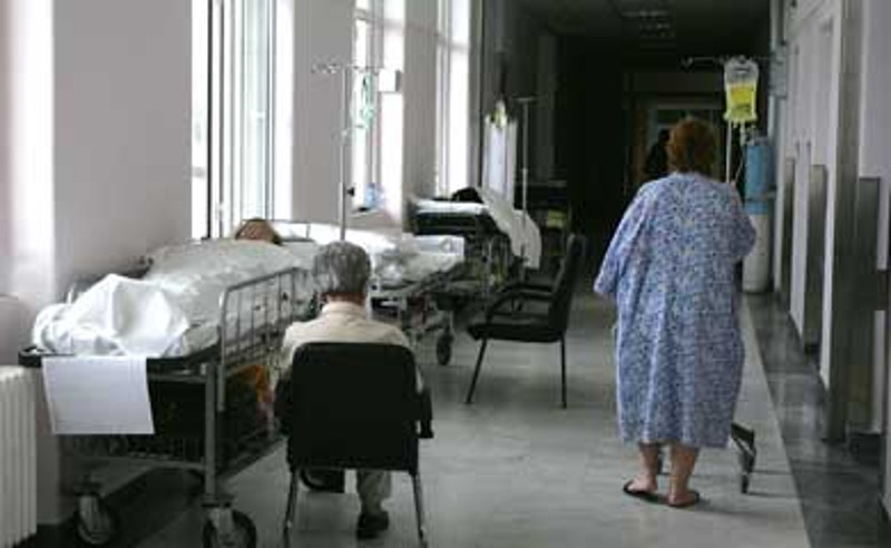 Грчка на ивици пропасти: Несташица лекова и основних потрепштина у болницама