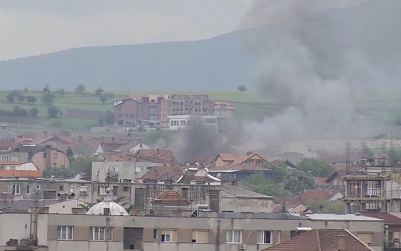 Ексклузивно: Шиптарска терористичка група блокирана и опкољена у школи "Вук Караџић" у Куманову