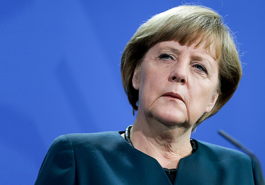 ВИШЕ НИЈЕ НА ПРВОМ МЕСТУ: Меркеловој вртоглаво опада популарност