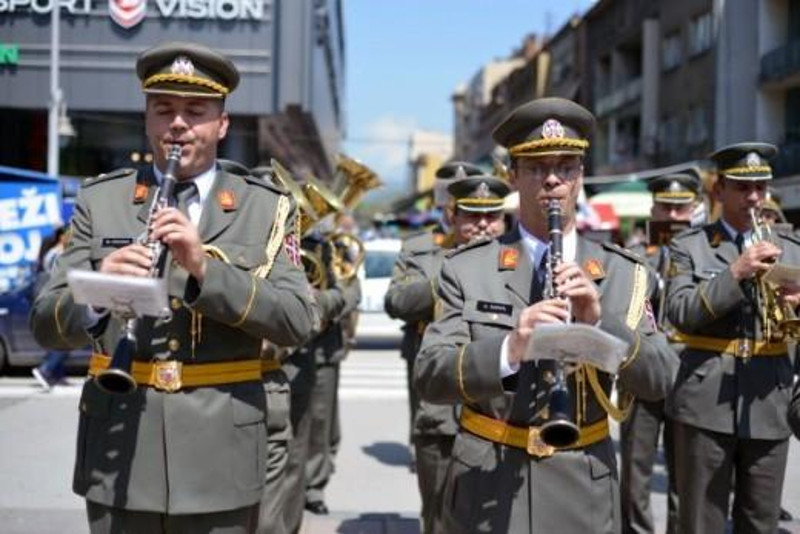 Војни оркестар "Ниш" 9. маја у Кијеву свира на увце украјинским нацистима