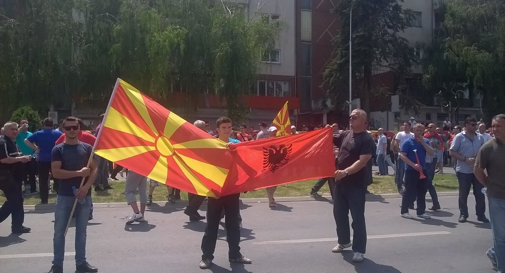 Политичка драма у Скопљу: Профитирају само шиптари?