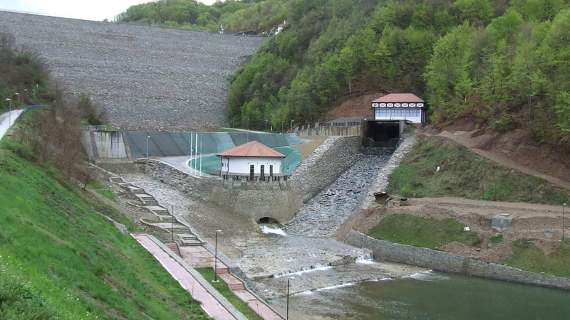 Пропала градња 300 мини-хидроелектрана