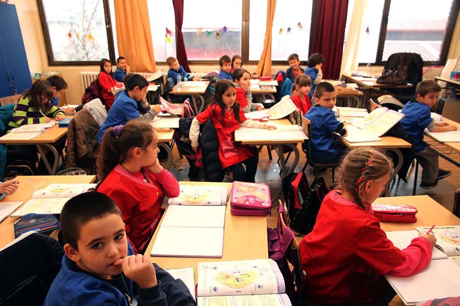 Српски ђаци не учествују на ПИСА тестирању јер се власт плаши да покаже да ништа не ради по питању образовања деце