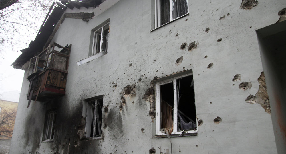 Војска украјинске наци хунте гранатира Донбас — нове жртве (видео)