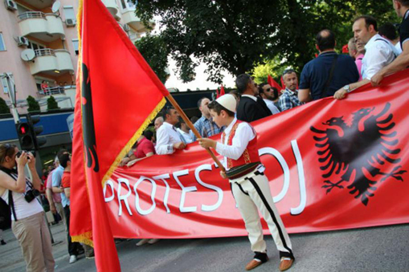 Шиптари у Скопљу тражили "нови договор ради редефинисања државе"