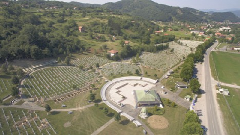 Крај сезоне писања о Сребреници