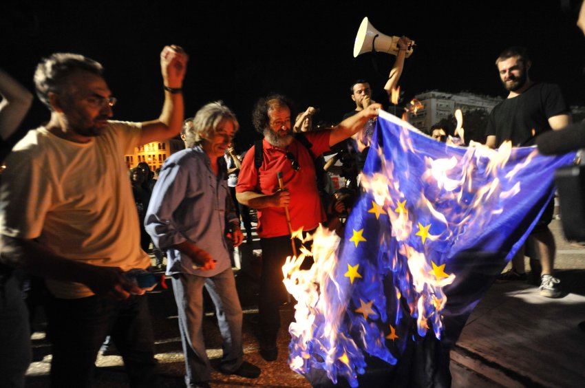 Опет хаос у Грчкој!