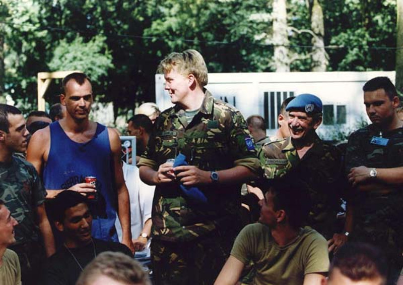 Холандски војници захтевају истину о тајном пакту о Сребреници коју њихова војна обавештајна служба МИВД зна од 1995. год
