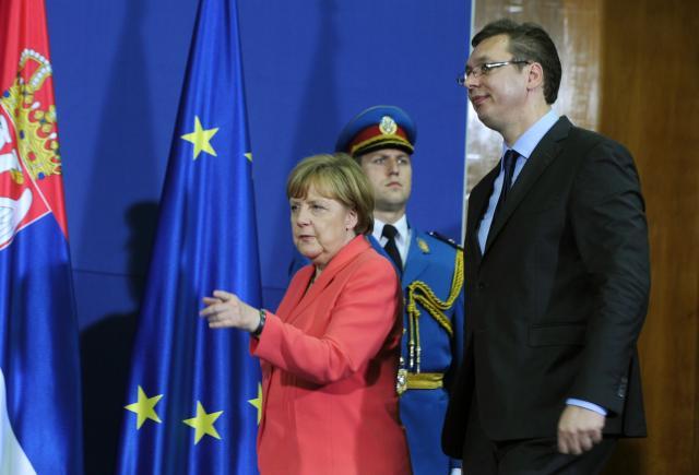 Коалициони партнери Ангеле Меркел желе да Србији уведу визе за улазак у ЕУ