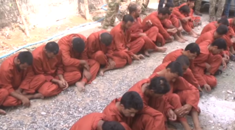 Курди ухватили 45 џихадиста скривених међу избеглицама (видео)