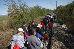 Из Грчке у Македонију за 24 сата ушло 8.500 миграната