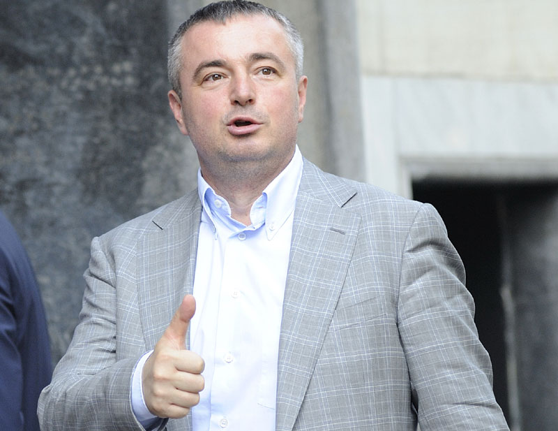Агенција за борбу против корупције: Бајатовић мора да напусти "Србијагас"