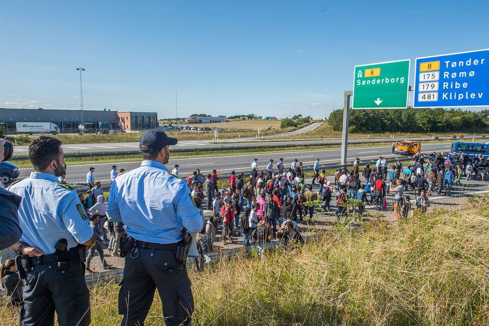 Шведска намерава да протера до 80.000 лажних избеглица