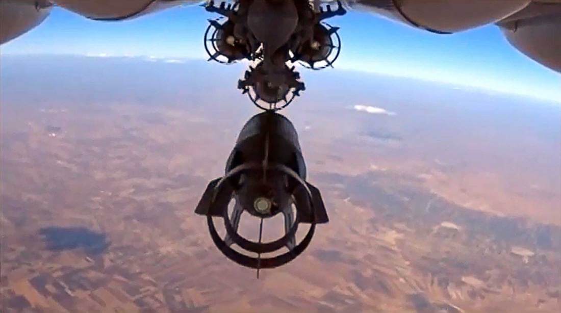 Руски авиони погодили 51 мету Исламске државе, комплетно уништен командни центар џихадиста у провинцији Хама (видео)