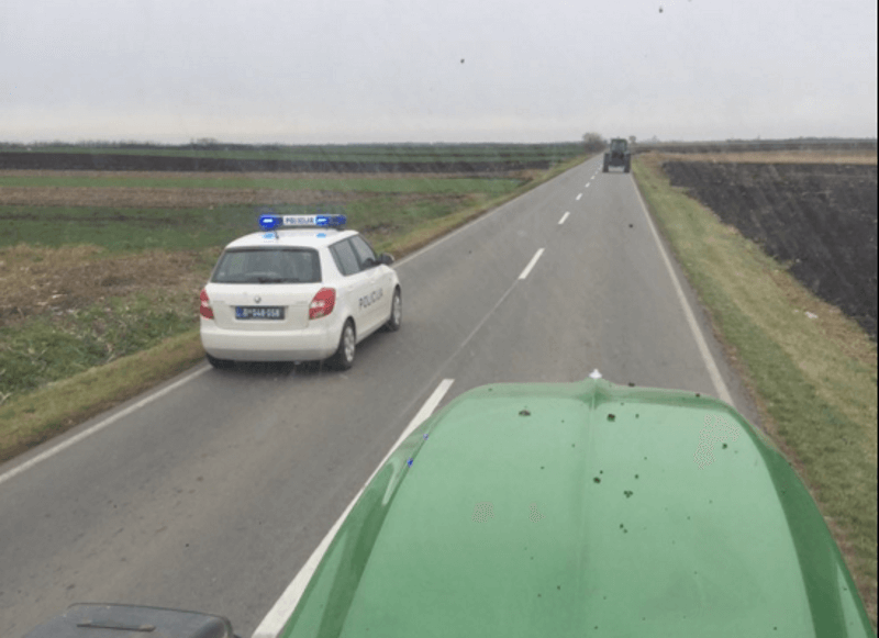 Београд: Пољопривредници из Војводине покушавају да заобиђу полицијске блокаде