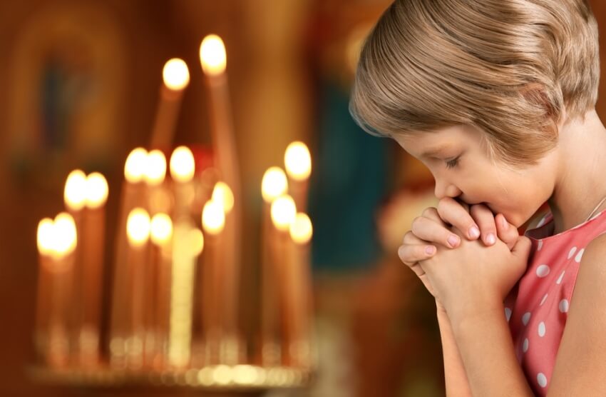 Руски научници доказали да је молитва лек: Обнавља цео организам, смањује стрес и пружа сигурност