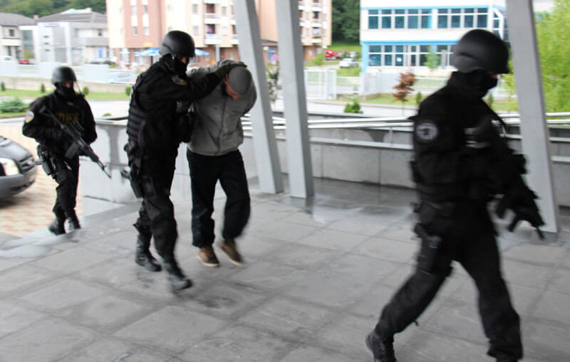 Хапшење у Новом Пазару: Терористи дошли да "обиђу пријатеље"