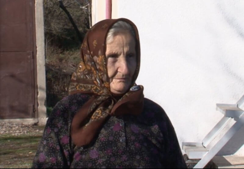 Гњилане: Бака Перса (75 година) истерала шиптарску стоку из баште, добила батине па осуђена на казну затвора! (видео)