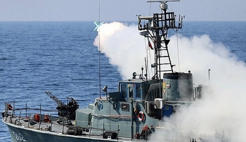 Погледајте како иранска морнарица тестира крстарећу ракету "Ноур" (видео)