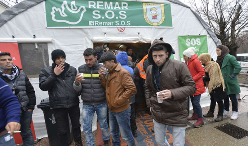У Србију за 24 сата ушло 3.000 избеглица