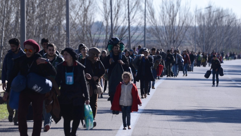 ПОЈАЧАНА КОНТРОЛА НА АЛБАНСКО-ГРЧКОЈ ГРАНИЦИ Избеглице покушавају да наставе пут преко Албаније и Црне Горе
