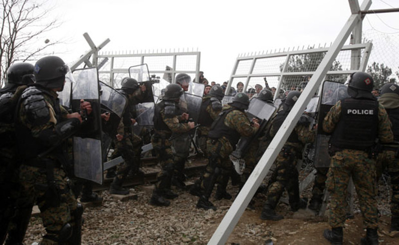 Сузавац и каменице на Ђевђелији, мигранти пробили ограду